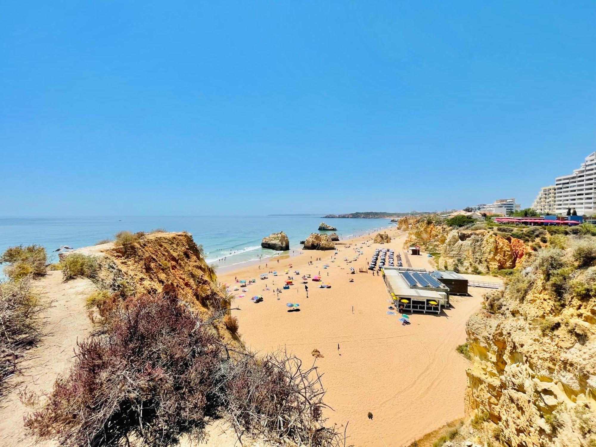 Alegria - Shopping Center 150M - Pool - Parking - Terrace Apartment Portimao Bagian luar foto